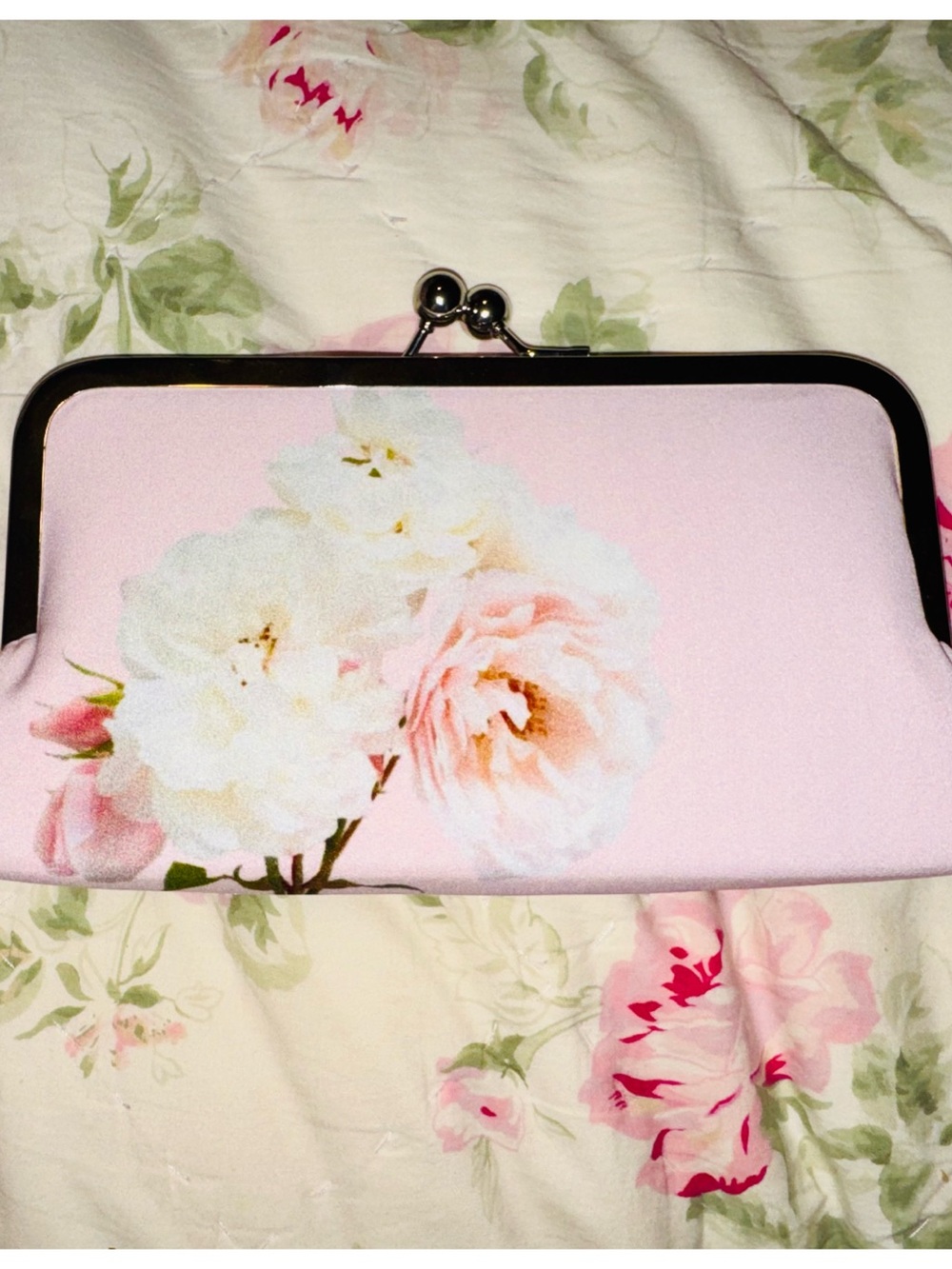 Pink Roses Clutch Crossbody - Picture 4 of 12